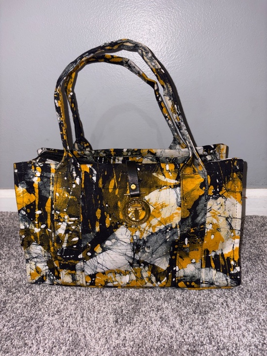 Handbags - TanzaTötz Batik Signature Handbag